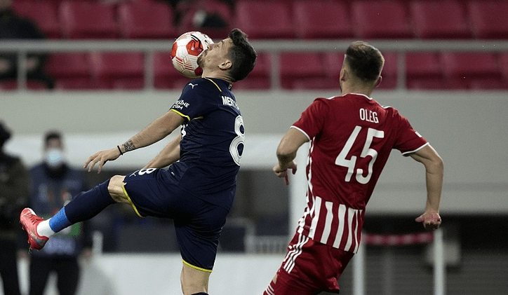 开云登录-里昂训练开放日，关键战防线松动引观众欢呼，足总杯在即，训练强度显著提升的简单介绍